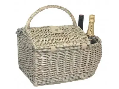 2 PERSON BOAT HAMPER