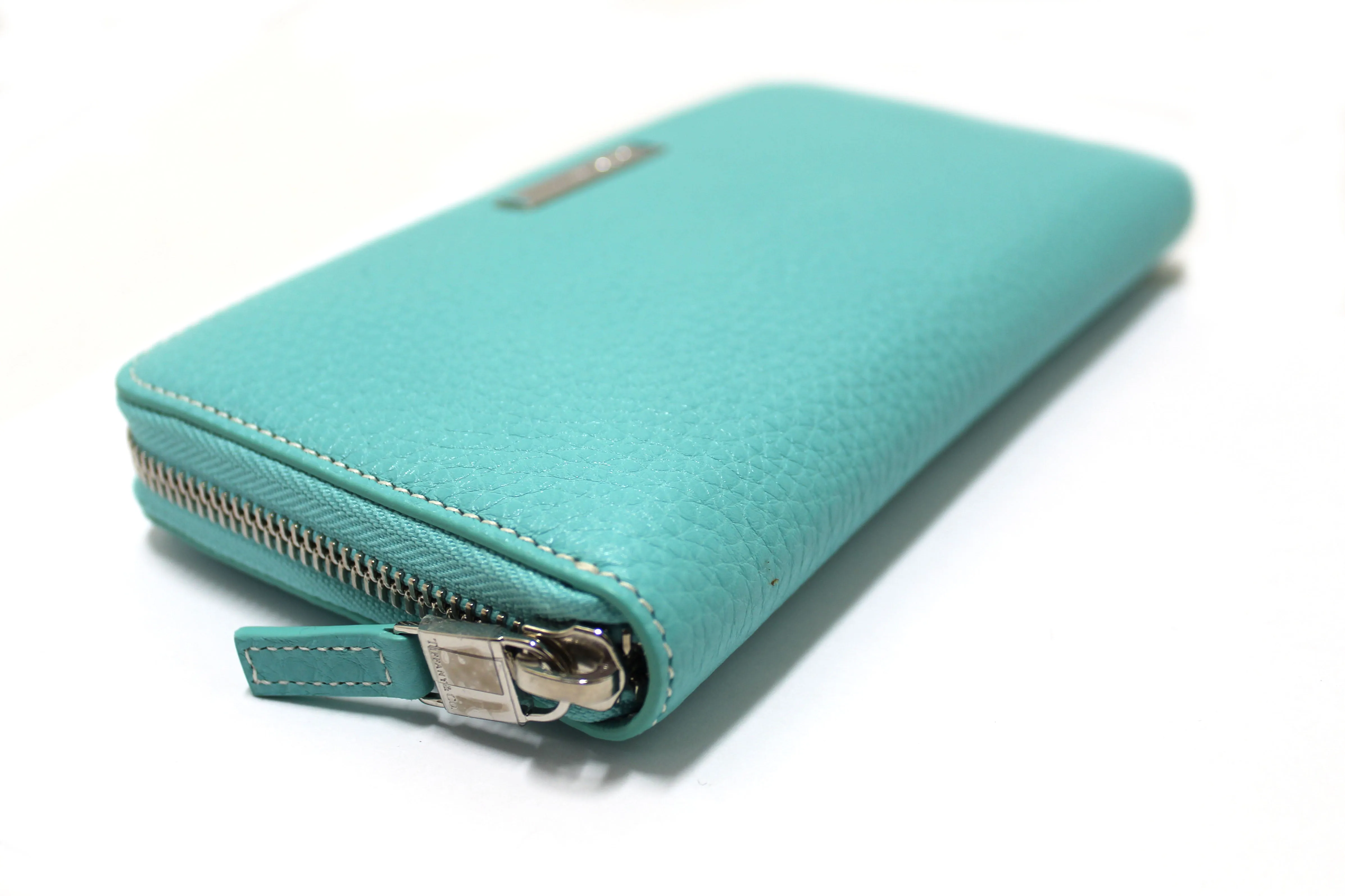 Authentic NEW Tiffany & Co. Blue Calfskin Leather Long Zippy Wallet