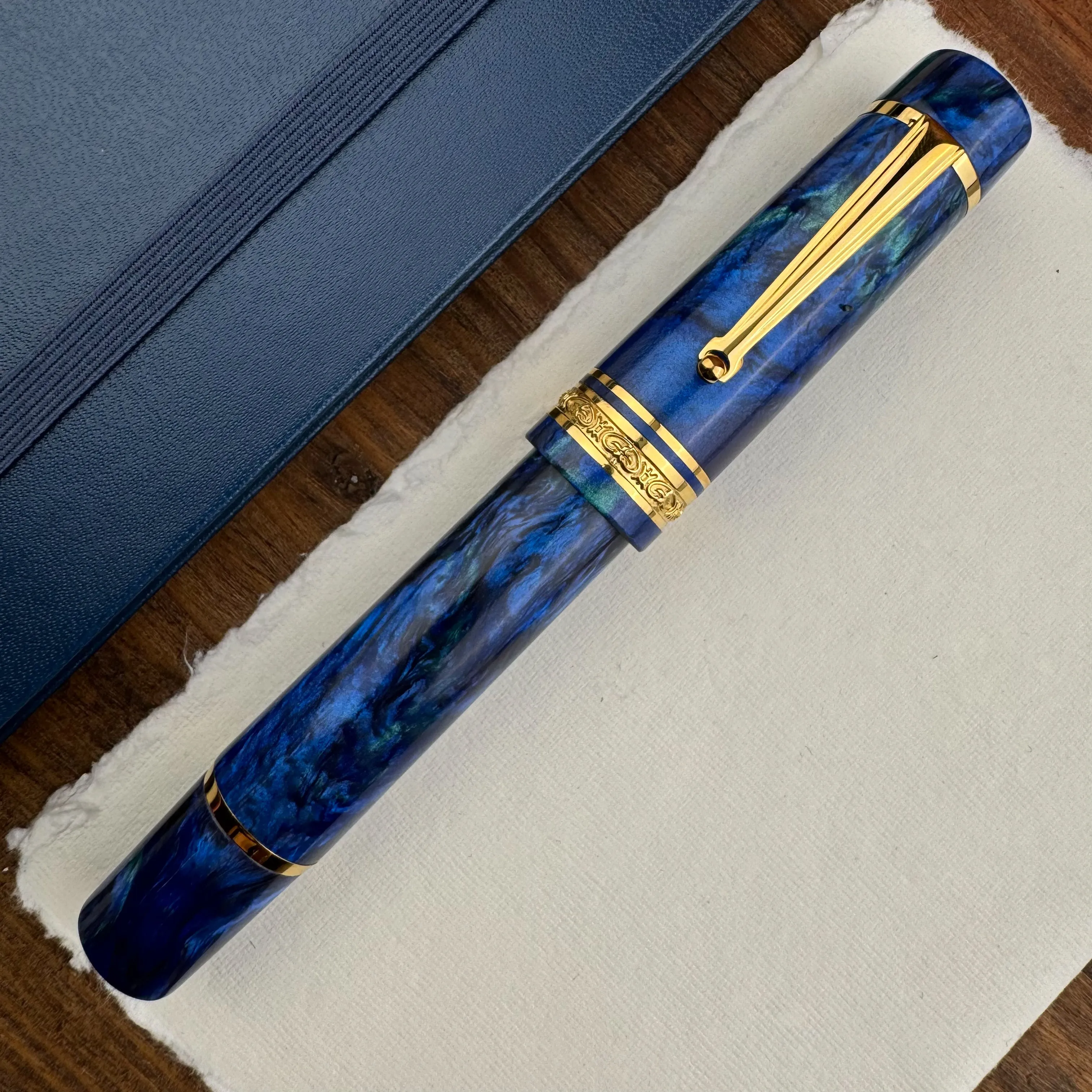 Delta DV Original Oversize Fountain Pen - Riviera Blue w/ Gold Trim (Atlas Exclusive) (Doorbuster)