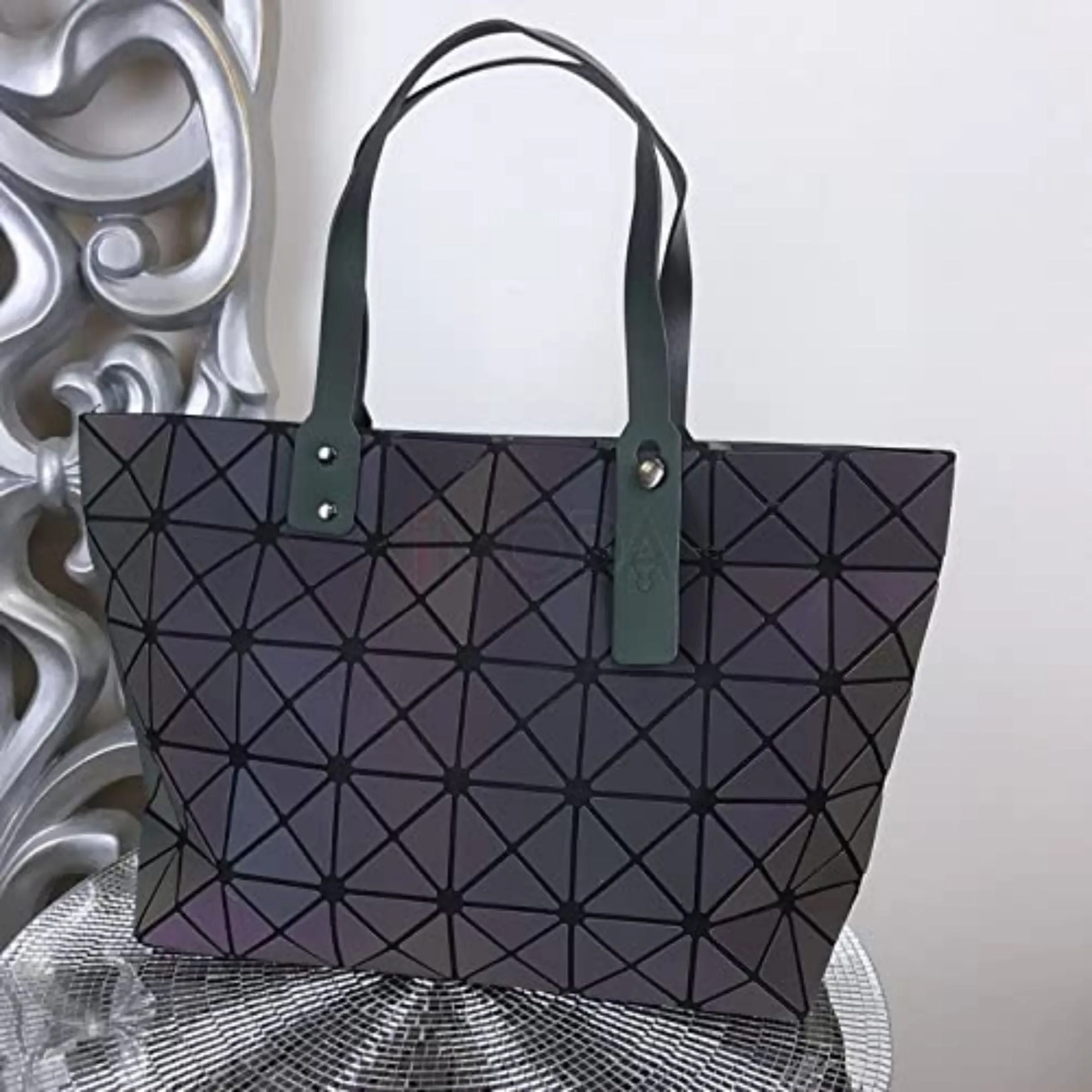 FabSeasons Luminous reflective Geometric Handbag / Purse / Tote Bag for Women