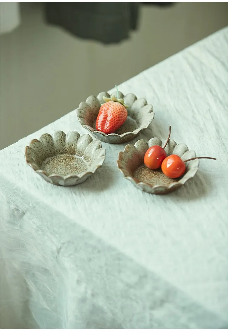 Gohobi Small Stoneware Plate