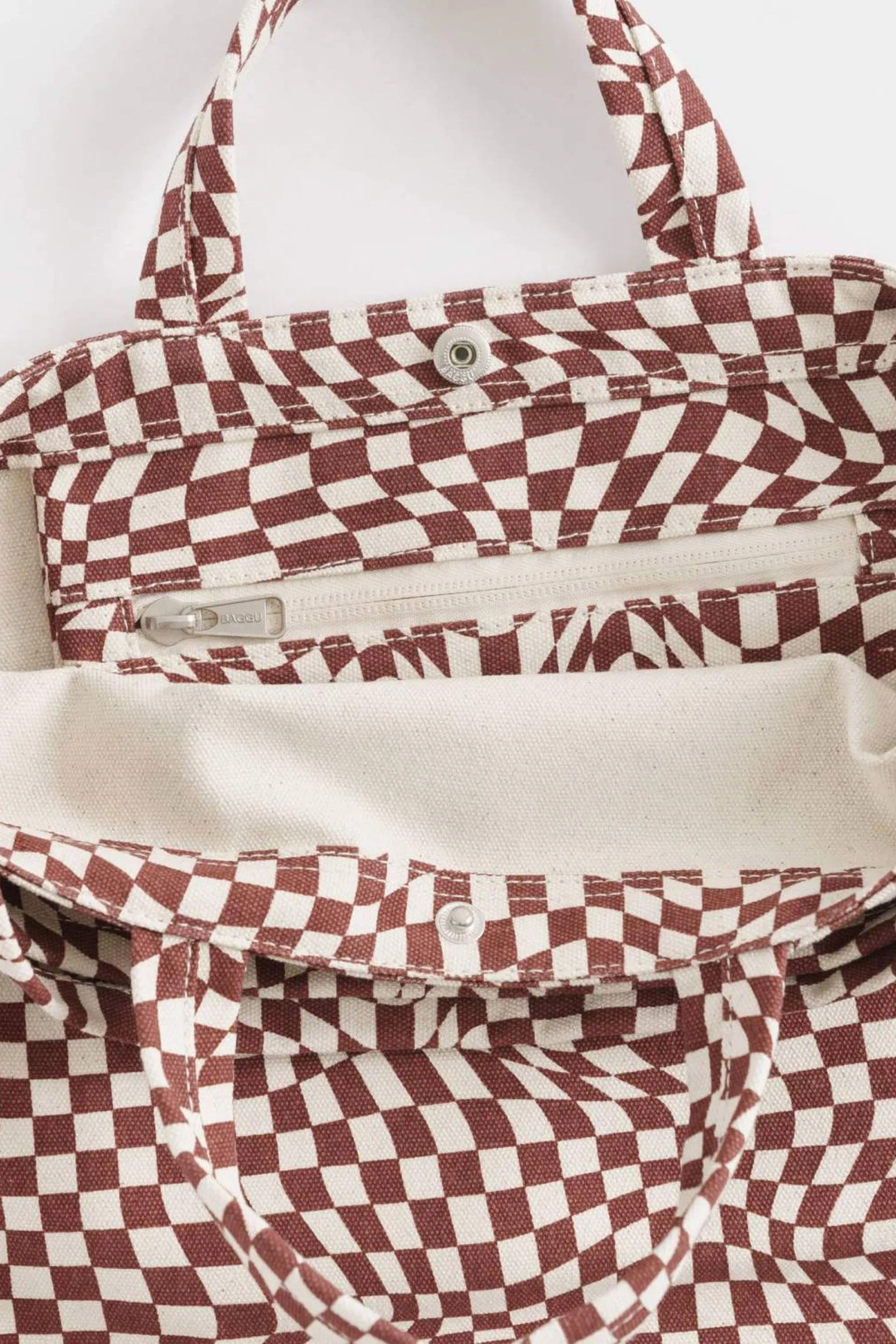 Maroon Trippy Checker Duck Bag