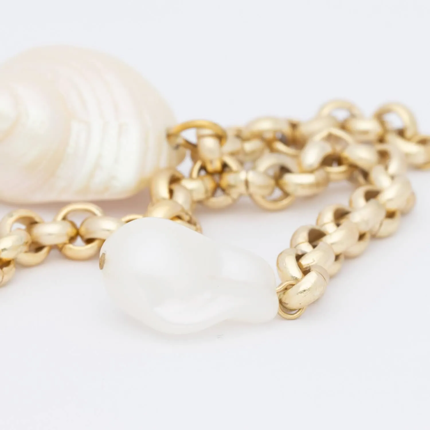 Shell Nugget Necklace Pearl