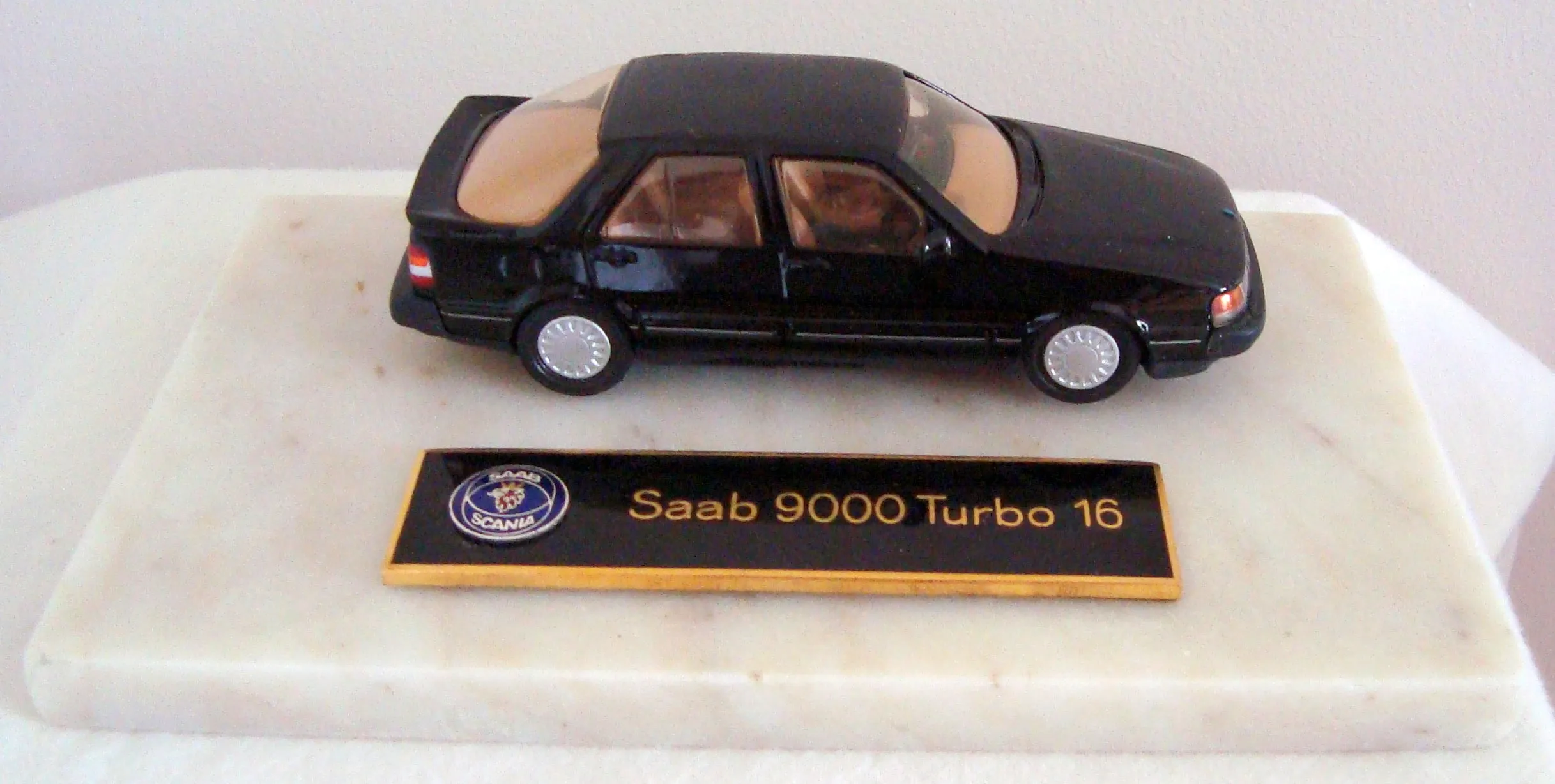 Somerville Model Saab 9000 Turbo 16 Car Dealer's Limited Edition